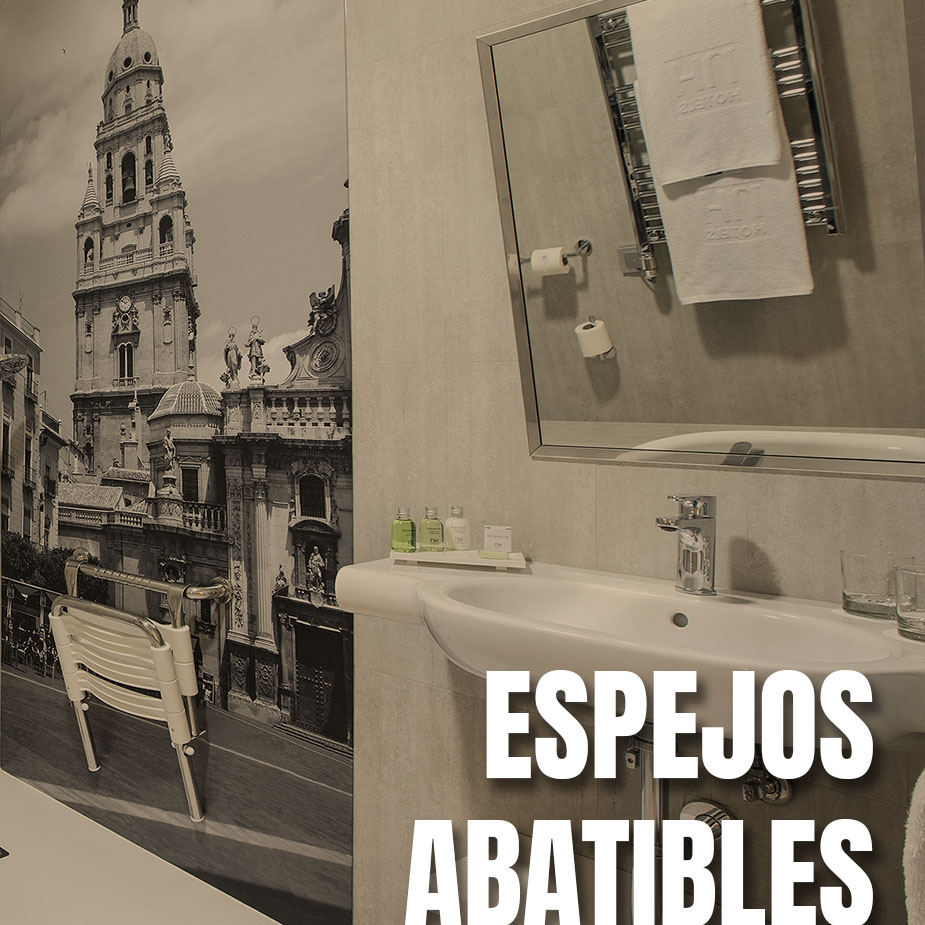 Espejos abatibles para zonas de movilidad reducida